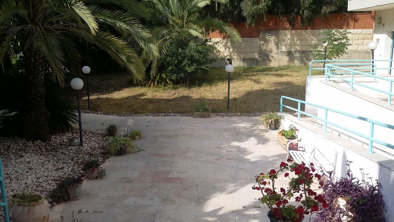 Carmel Mountain Motel Haifa Eksteriør billede